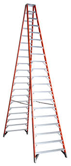 Werner Fiberglass 14-foot Twin Stepladder T7414