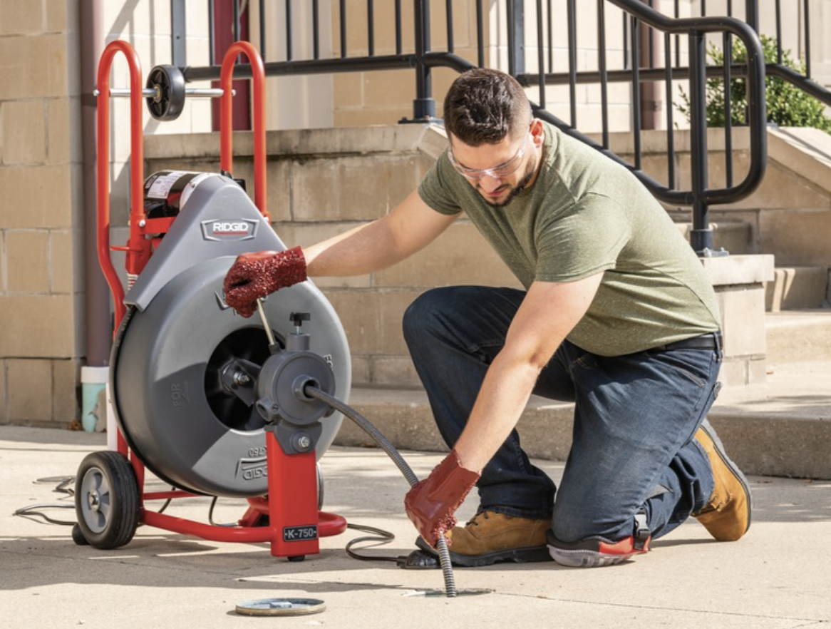 RIDGID Machine with Gloves and AUTOFEED - 3/4" (20 mm) Pigtail (41977)