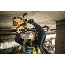 Dewalt 20V MAX* XR Brushless 1 in. Rotary Hammer with Dust Extractor DCH273P2DHO