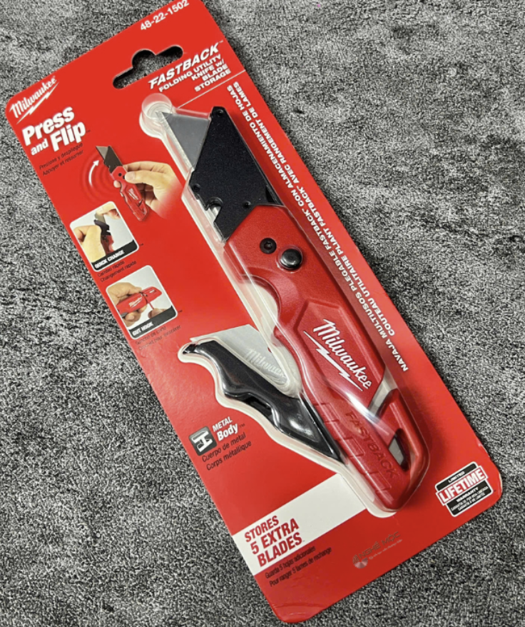 FASTBACK Folding Utility Knife with Blade Storage