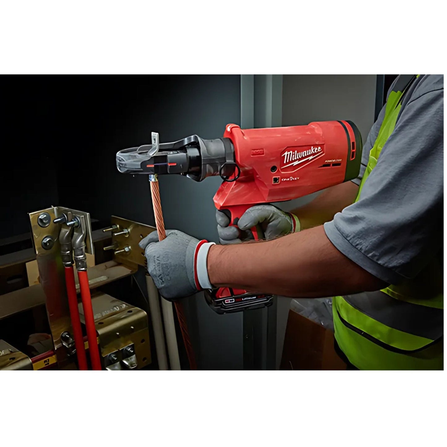 Milwaukee M18™ FORCE LOGIC™ 750 MCM Crimper Kit 2779-22