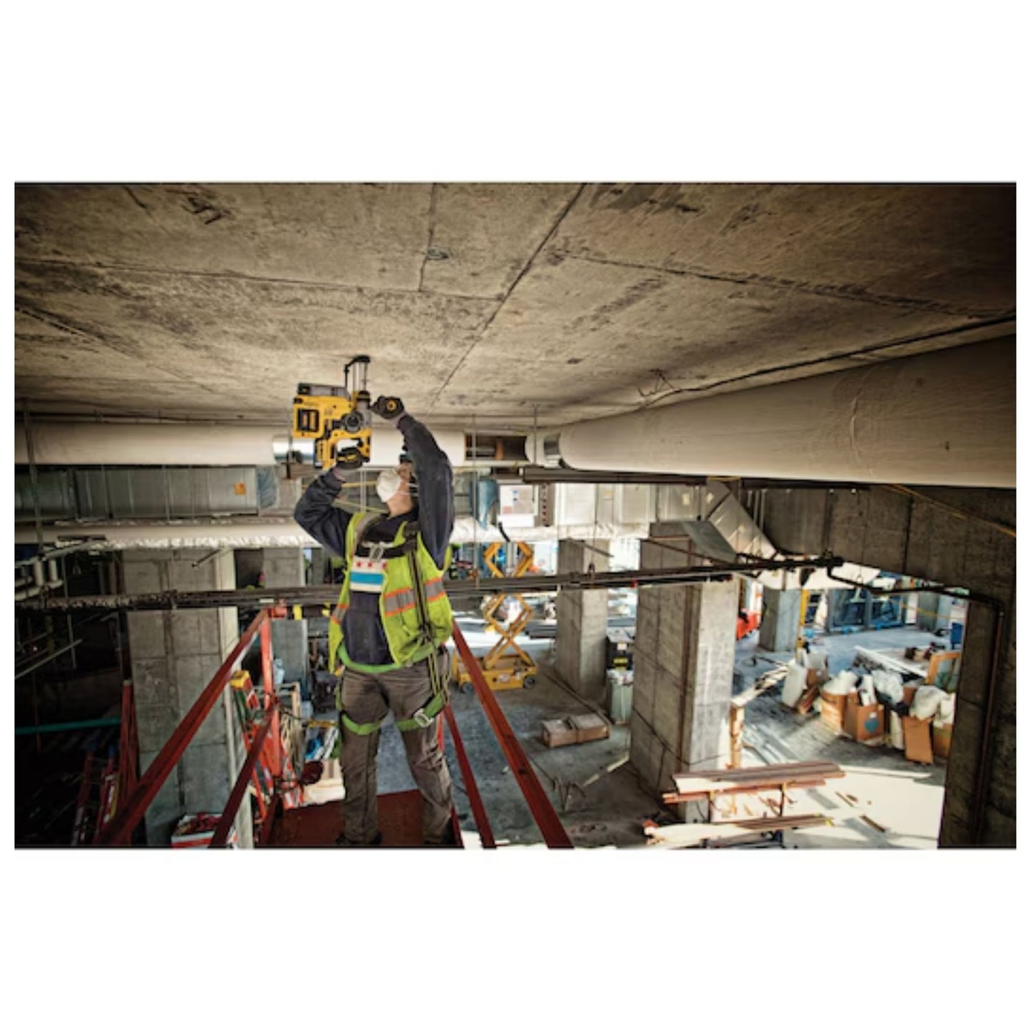 1 IN SDS PLUS ROTARY HAMMER