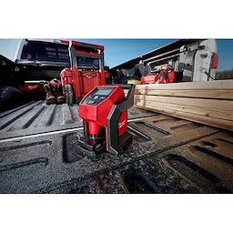 Milwaukee M12™ Compact Inflator Kit (2475-21XC)